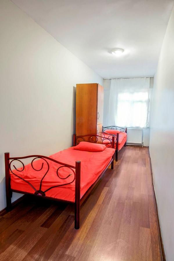 Goekce Pansiyon - Only Men Istanbul Ngoại thất bức ảnh