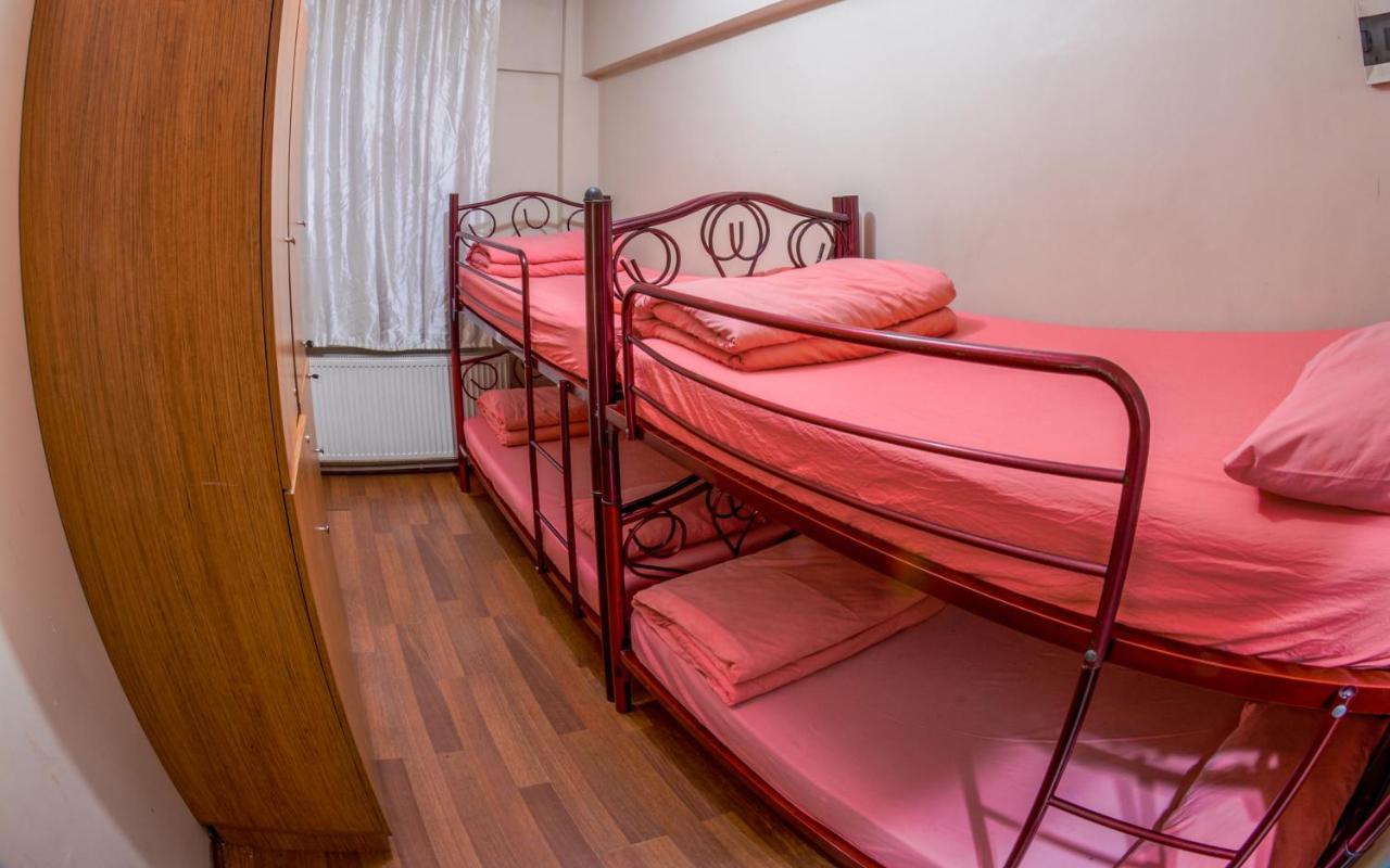 Goekce Pansiyon - Only Men Istanbul Ngoại thất bức ảnh