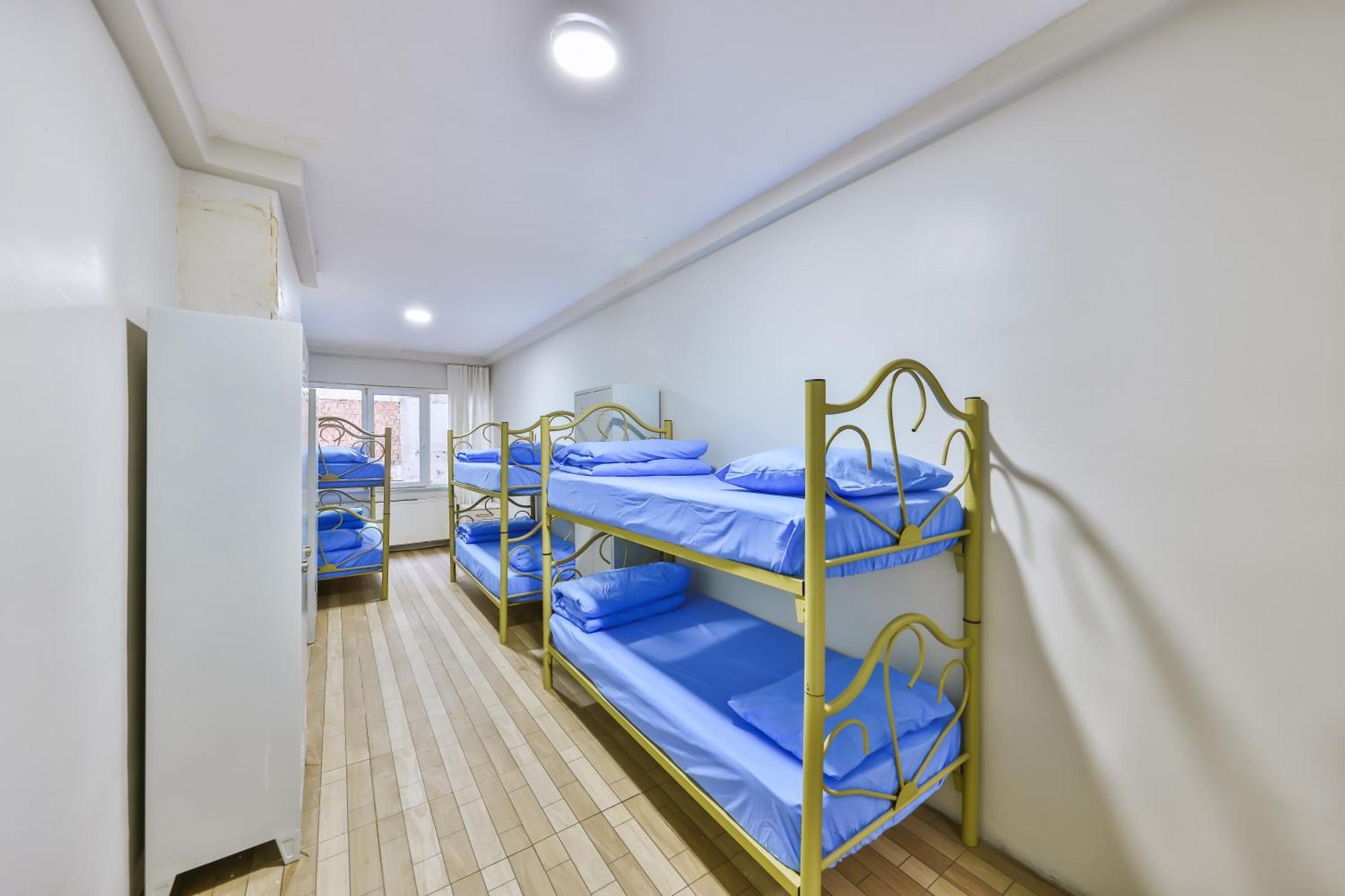 Goekce Pansiyon - Only Men Istanbul Ngoại thất bức ảnh